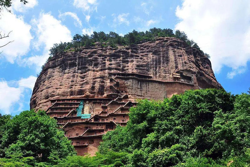 天水麦积山.jpg