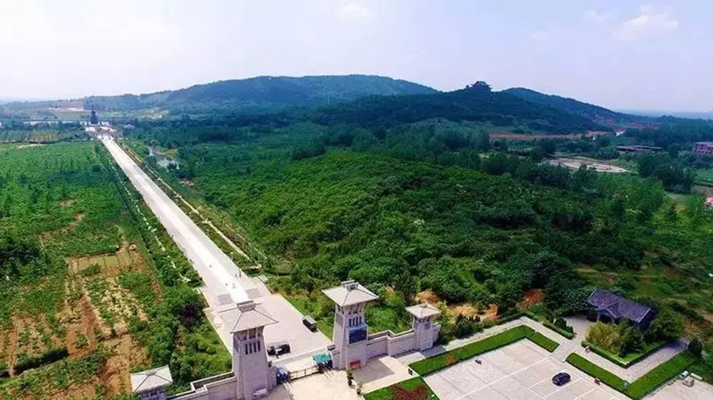 胶州艾山风景区.jpg